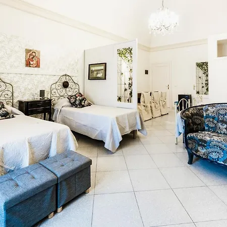 Santa Caterina Da Siena Bed and breakfast 4*